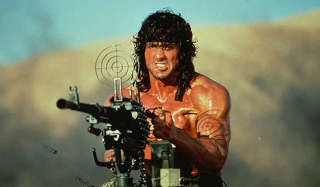 Noah Centineo spielt den jungen Rambo im kommenden Prequel