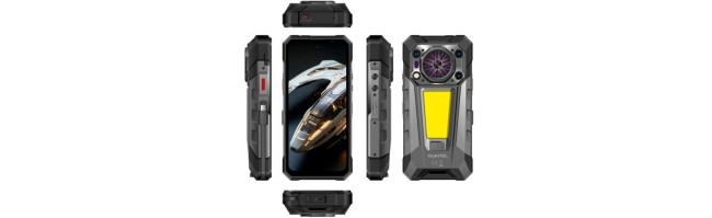 Zündet ein Feuer mit dem neuen Oukitel-Smartphone, das standardmäßig einen Feueranzünder enthält