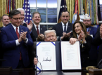 Trump unterzeichnet Abkommen zur Beendigung des l&auml;ngsten Shutdowns der US-Regierung in der Geschichte