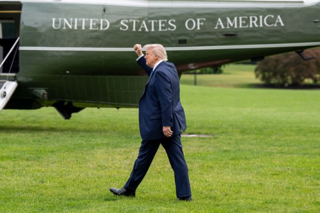 Trump kündigt an, Russland und Ukraine einigten sich auf sofortige Waffenstillstandsgespräche