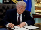 Trump sagt, dass die USA den NATO-Austritt stark in Erw&auml;gung ziehen