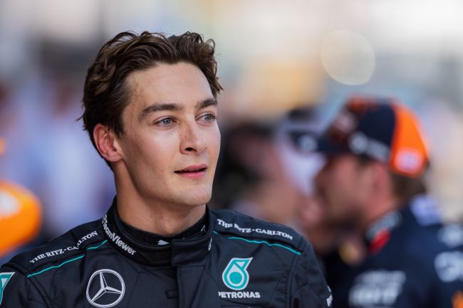 George Russell vermeidet in Bahrain eine Strafe, nachdem er DRS für den Bruchteil einer Sekunde eröffnet hat