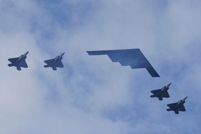 Alles, was Sie über die B-2-Bomber der Vereinigten Staaten wissen müssen, die die iranischen Atomanlagen getroffen haben