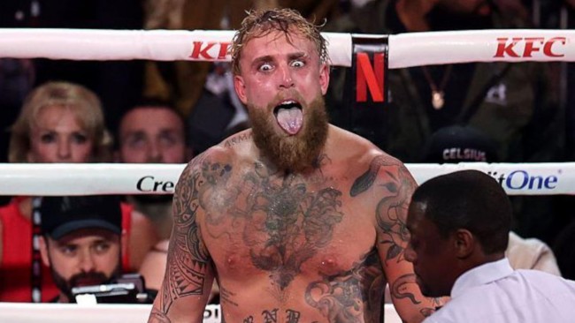 Jake Paul verrät, was er während der Genesung von einem gebrochenen Kiefer tun wird, und erklärt den kontroversen "Zungen"-Moment