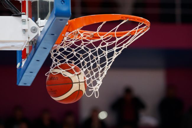 Thunder beenden ungeschlagene Serie in der NBA, Doncics Lakers besiegen Wembys Spurs knapp