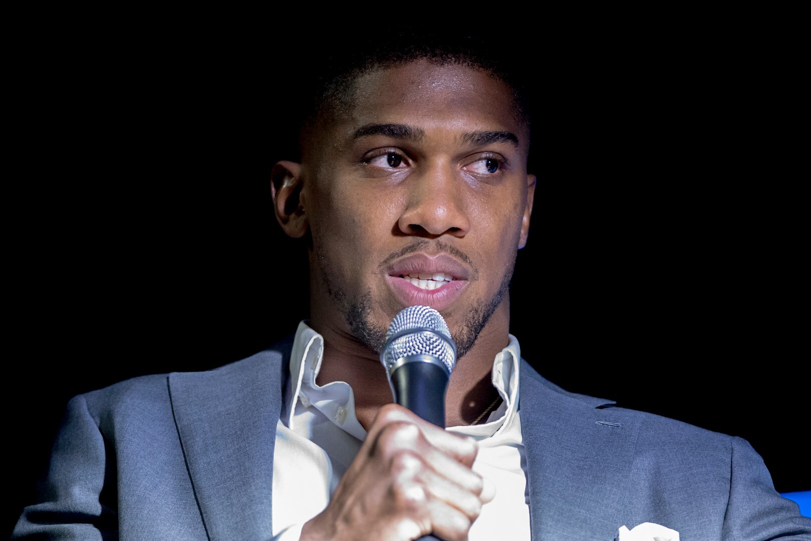 Anthony Joshua bestätigt seinen Comeback-Kampf im Juli und wird im November gegen Tyson Fury antreten