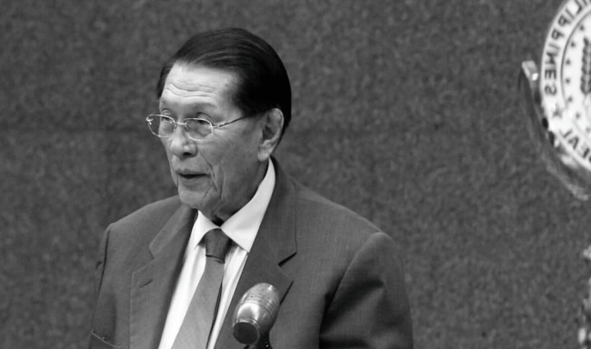 Juan Ponce Enrile stirbt im Alter von 101 Jahren