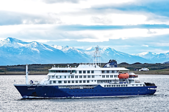 Die MV Hondius legt in Teneriffa an und die Passagiere werden repatriiert, keiner mit Hantavirus-Symptomen