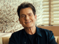 Der Direktor erklärt die Abwesenheit der Familie in aka Charlie Sheen