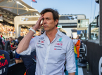 Toto Wolff hatte gemischte Gef&uuml;hle, als er nach Antonellis Sieg in Monaco den Preis entgegennahm
