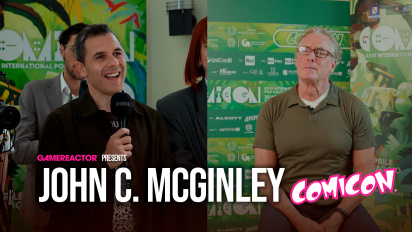 Ein Rooster trägt Scrubs - John C. McGinley Comicon Napoli Interview